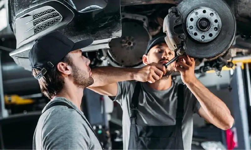 مشکلات رایج در موتورهای کیا و راه‌حل‌های تخصصی